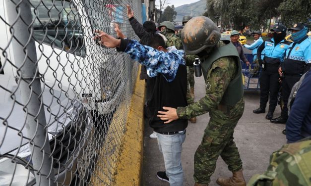 Noticias para migrantes Ecuatorianos Ejército colaboró en operativos anti armas en el sur de Quito – Diario La Hora