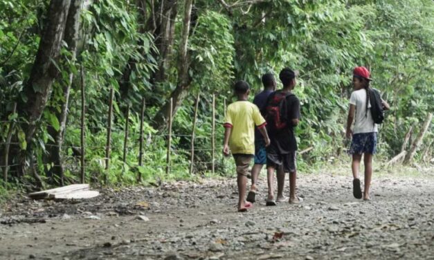 Noticias para migrantes Ecuatorianos Familia migrante de Ecuador rescata niño perdido en la selva del Darién