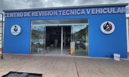 Noticias para migrantes Ecuatorianos Guachapala, cantón pequeño, con revisión técnica vehicular