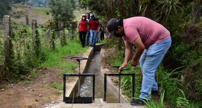 Noticias para migrantes Ecuatorianos Azuay con un plan de riego para los próximos 15 años