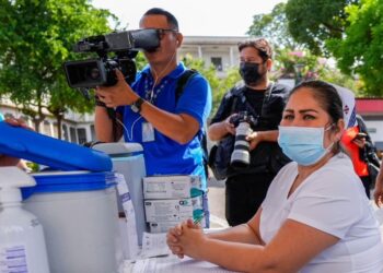 Vacunación en Ecuador ante el resurgimiento de fiebre amarilla y tosferina.