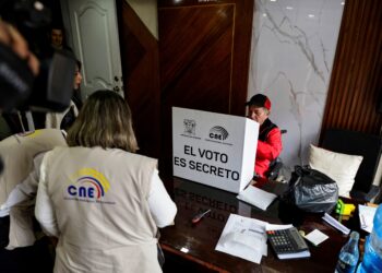 Noticias para migrantes Ecuatorianos Con resoluciones del CNE y del TCE, teoría de fraude del correísmo, fracasó