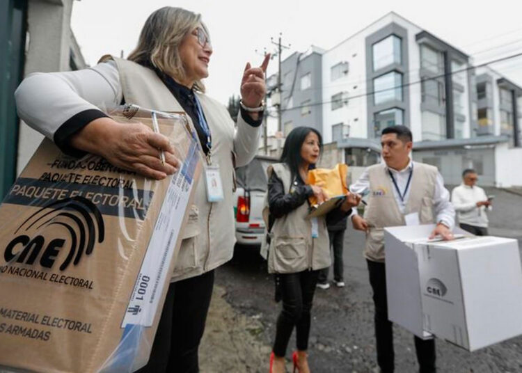 Noticias para migrantes Ecuatorianos Misión de Observación Electoral de UIDE descartó fraude en los resultados oficiales