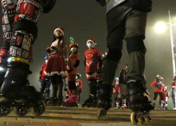 Noticias para migrantes Ecuatorianos Los patinadores se toman las calles de Quito por las noches