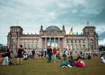 Tu Futuro en Alemania Comienza Ahora! 100 Becas para Jóvenes Ecuatorianos en Formación Profesional Dual.