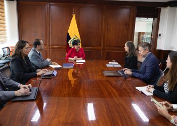 Ecuador fortalece alianzas con CAF para proyectos de desarrollo