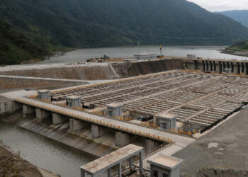 Ecuador y Power China cierran disputa por hidroeléctrica Coca Codo Sinclair