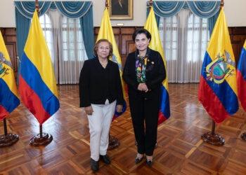 Ecuador y Colombia coordinan estrategias en fronteras
