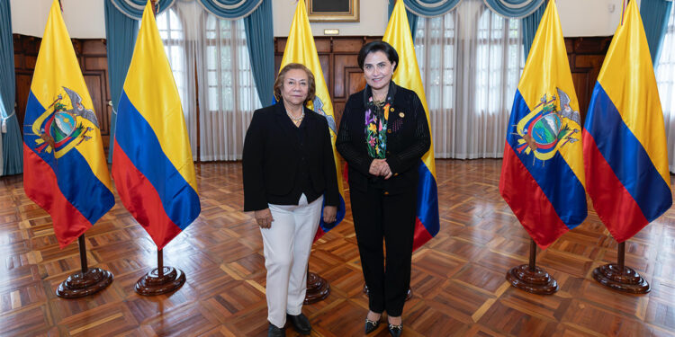 Ecuador y Colombia coordinan estrategias en fronteras