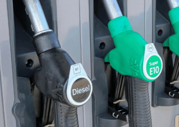 FUERZAS ARMADAS INTENSIFICAN LUCHA CONTRA EL TRÁFICO DE COMBUSTIBLE