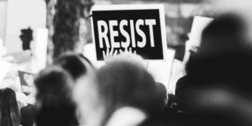 Cierres de vías en Loja y marcha pacífica en Cotacachi pese al fin del paro nacional