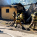 Noticias para migrantes Ecuatorianos Durante dos hora y media, bomberos combatieron incendio que consumió vivienda en Santa Isabel