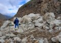 Noticias para migrantes Ecuatorianos Caída de rocas bloquea nuevamente la vía Cuenca-Girón-Pasaje
