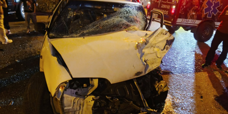 Noticias para migrantes Ecuatorianos Grave accidente deja un fallecido en la vía a Paute