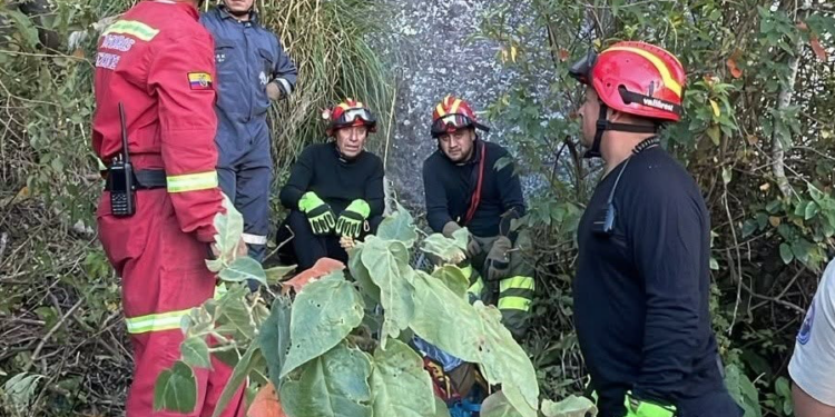 Noticias para migrantes Ecuatorianos Hombre muere tras caer del cerro Cojitambo