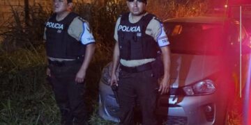 Noticias para migrantes Ecuatorianos Policía recupera vehículo en el cantón Ponce Enríquez
