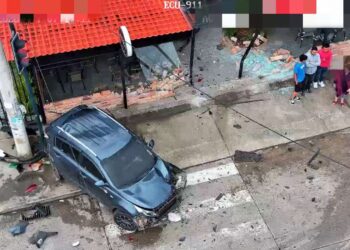 Noticias para migrantes Ecuatorianos Negocio se vio afectado por accidente de tránsito en Azogues