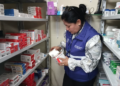 Noticias para migrantes Ecuatorianos Cinco farmacias clausuradas por comercializar productos irregulares en Azogues