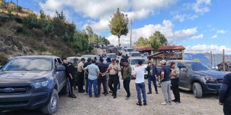 Noticias para migrantes Ecuatorianos Ocho cadáveres hallados en Pucará estaban en dos fosas comunes junto a una mina ilegal