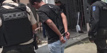 Noticias para migrantes Ecuatorianos Un presunto ‘sacapintas’ es detenido por robo a mano armada en La Troncal