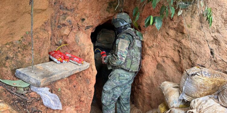 Noticias para migrantes Ecuatorianos Duro golpe a la minería ilegal en Ponce Enríquez