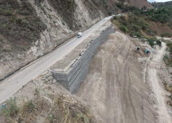 Noticias para migrantes Ecuatorianos Cierre temporal de la vía Cuenca – Girón – Pasaje ¿cuándo?