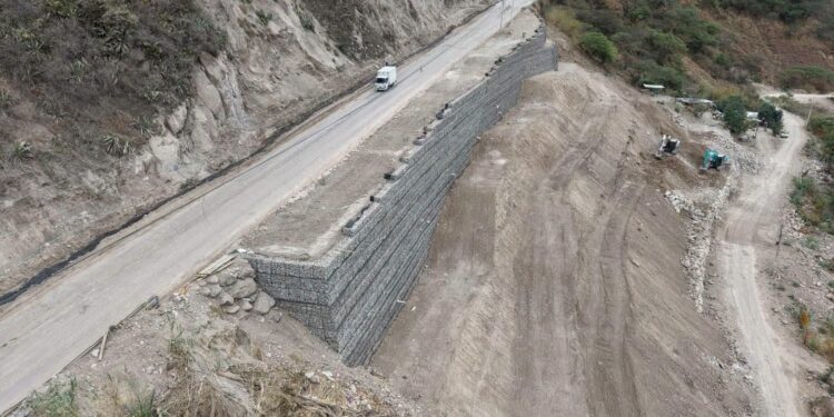 Noticias para migrantes Ecuatorianos Cierre temporal de la vía Cuenca – Girón – Pasaje ¿cuándo?