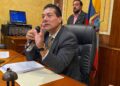 Noticias para migrantes Ecuatorianos Error impide tratar remoción del alcalde de Gualaceo